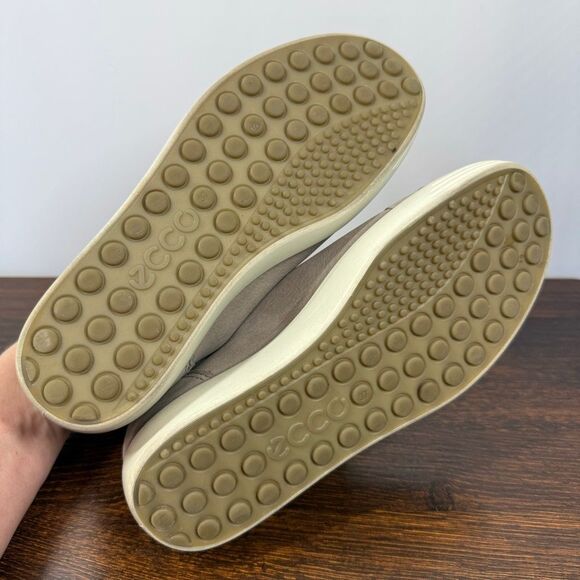 Ecco Women’s Soft 7 tan leather sneaker comfort shoe size 6 - Picture 8 of 8